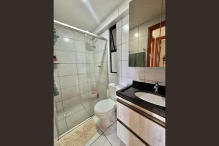 Banheiro de casa para alugar com 3 quartos, 100m² em Centro, Mesquita