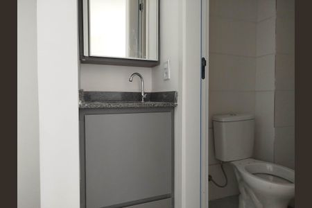 Banheiro - lavatório de kitnet/studio para alugar com 1 quarto, 29m² em Vila Carrão, São Paulo