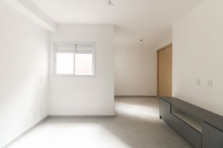 Sala de kitnet/studio para alugar com 1 quarto, 30m² em Vila Carrão, São Paulo