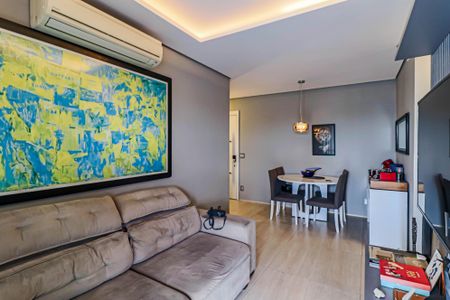 Sala de apartamento para alugar com 2 quartos, 75m² em Caxingui, São Paulo