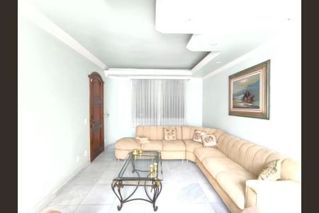 Casa à venda com 4 quartos, 420m² em Bonfim, Belo Horizonte