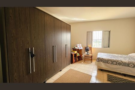 Casa à venda com 4 quartos, 296m² em Jardim Pacaembu, Jundiaí