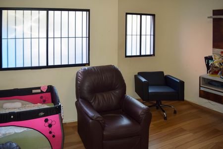 Sala de casa para alugar com 4 quartos, 342m² em Vila Nova Manchester, São Paulo