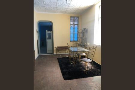 Sala de casa para alugar com 5 quartos, 660m² em Benfica, Rio de Janeiro