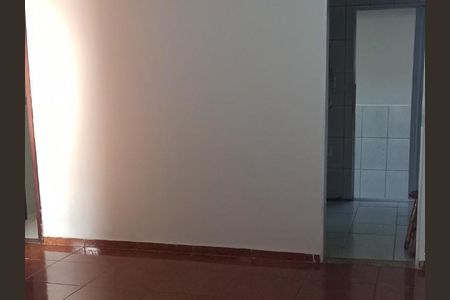 Sala de casa de condomínio à venda com 2 quartos, 58m² em Vila Jardim Leblon, Belo Horizonte