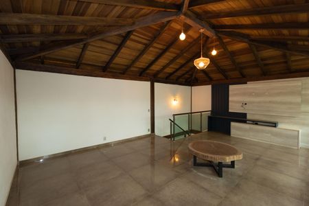 Sala de casa à venda com 6 quartos, 325m² em Parque do Engenho, Nova Lima