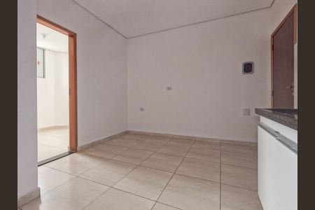 Sala/Cozinha de apartamento para alugar com 2 quartos, 40m² em Vila Bancaria Munhoz, São Paulo