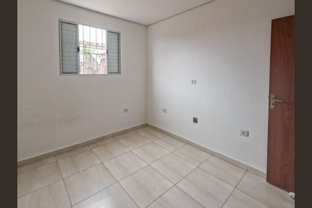 Quarto 2 de apartamento para alugar com 2 quartos, 40m² em Vila Bancaria Munhoz, São Paulo