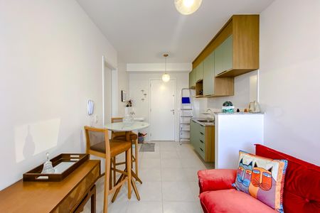 Sala de kitnet/studio para alugar com 1 quarto, 27m² em Cambuci, São Paulo