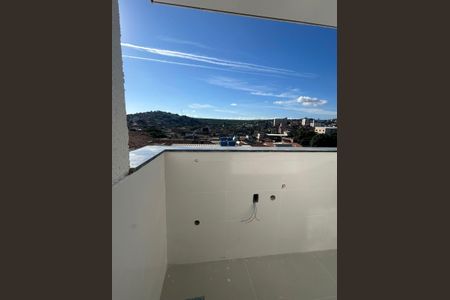 Apartamento à venda com 2 quartos, 67m² em Coqueiros, Belo Horizonte