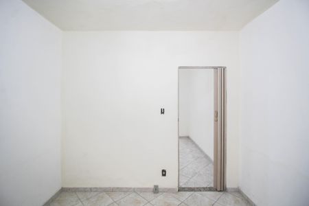 Quarto 1 de casa para alugar com 1 quarto, 75m² em Centro, Belford Roxo