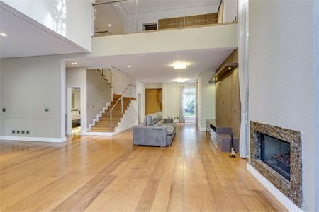 Casa à venda com 4 quartos, 421m² em Jardim Santo Amaro, São Paulo