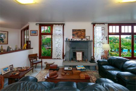 Casa à venda com 4 quartos, 578m² em Chácara Monte Alegre, São Paulo