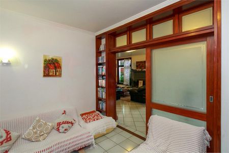 Casa à venda com 4 quartos, 578m² em Chácara Monte Alegre, São Paulo