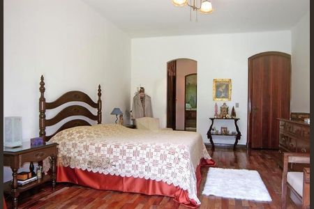 Casa à venda com 5 quartos, 873m² em Jardim Cordeiro, São Paulo