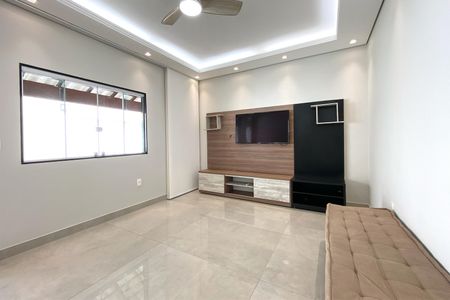 Sala de casa à venda com 3 quartos, 280m² em Novo Itamarati, Belo Horizonte