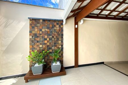 Varanda de casa à venda com 3 quartos, 280m² em Novo Itamarati, Belo Horizonte