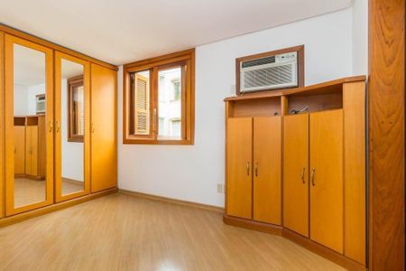 Quarto 1 de apartamento à venda com 2 quartos, 128m² em Jardim do Salso, Porto Alegre