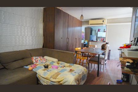 Sala de casa para alugar com 2 quartos, 141m² em Aberta dos Morros, Porto Alegre