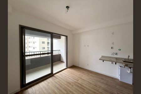 Quarto de kitnet/studio para alugar com 0 quarto, 29m² em Vila Santa Catarina, São Paulo