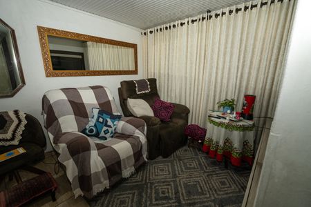 Sala 3 de casa à venda com 4 quartos, 250m² em Jardim Carvalho, Porto Alegre