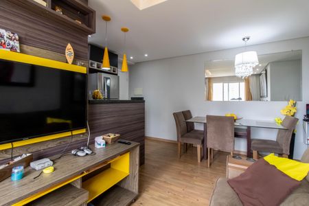 Sala de apartamento para alugar com 2 quartos, 55m² em Vila Augusta, Guarulhos