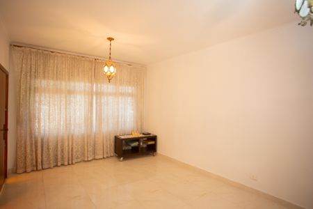 SALA de casa para alugar com 3 quartos, 200m² em Vila Piaui, São Paulo