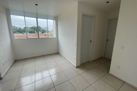 Sala/Cozinha de apartamento para alugar com 2 quartos, 40m² em Vila Ouro Preto, Duque de Caxias