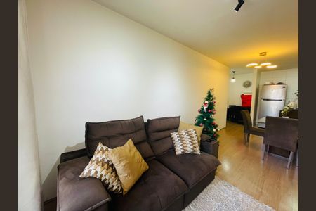 Sala de apartamento para alugar com 3 quartos, 75m² em Picanço, Guarulhos