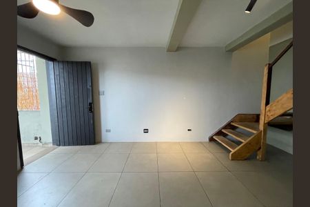Sala de casa à venda com 3 quartos, 130m² em Vila Lageado, São Paulo