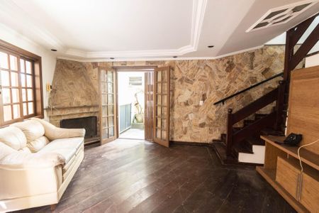 Sala de casa para alugar com 3 quartos, 210m² em Vila Basileia, São Paulo