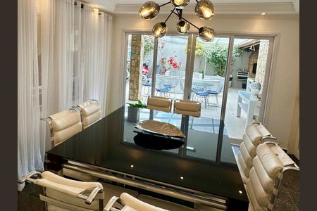 Casa à venda com 4 quartos, 350m² em Parque dos Passaros, São Bernardo do Campo