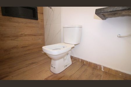 Banheiro Social de kitnet/studio para alugar com 1 quarto, 25m² em Vila Formosa, São Paulo