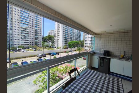 Varanda - Sala de apartamento para alugar com 3 quartos, 60m² em Barra Olímpica, Rio de Janeiro