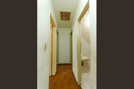 Corredor de casa à venda com 3 quartos, 95m² em Vila Primavera, São Paulo