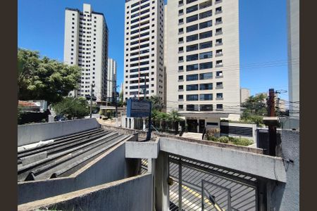 Vista da Rua de casa à venda com 6 quartos, 475m² em Vila Vermelha, São Paulo