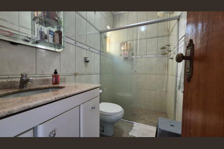 Banheiro de casa à venda com 3 quartos, 148m² em Jardim do Estádio, Santo André
