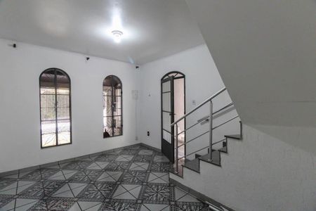 Sala de casa à venda com 2 quartos, 113m² em Jardim Ana Rosa, São Paulo