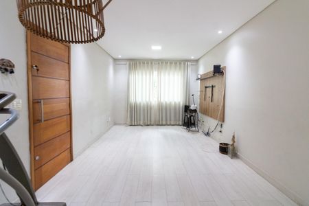 Sala de casa à venda com 3 quartos, 125m² em Jardim Ester Yolanda, São Paulo