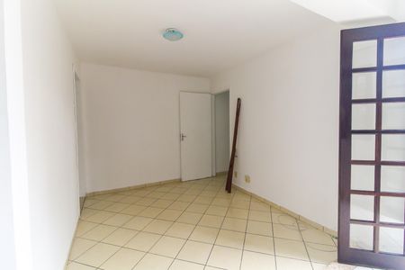 Sala 2 de casa de condomínio para alugar com 2 quartos, 90m² em Fazenda Aricanduva, São Paulo