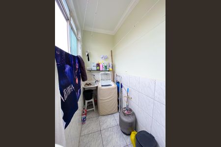 Área de Serviço de apartamento para alugar com 2 quartos, 57m² em Novo Eldorado, Contagem