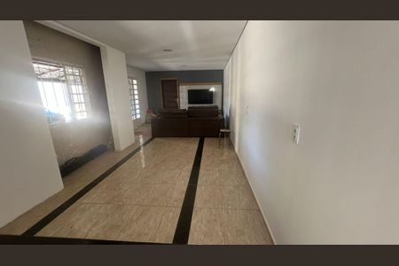 Casa à venda com 3 quartos, 190m² em Bom Retiro, Betim