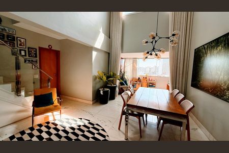Sala de apartamento à venda com 3 quartos, 204m² em Santo Antônio, Belo Horizonte