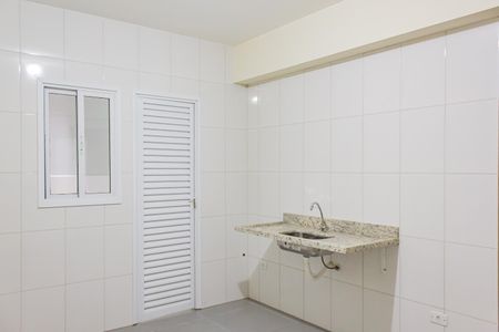 Sala/Cozinha de apartamento para alugar com 2 quartos, 22m² em Barra Funda, São Paulo