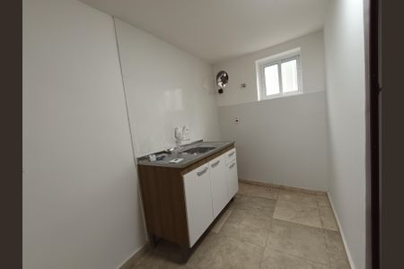 Sala/Cozinha de kitnet/studio para alugar com 1 quarto, 44m² em Parque Imperial, São Paulo