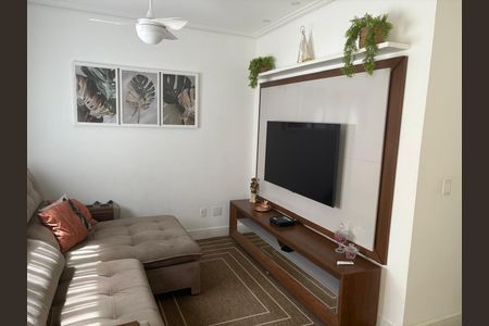 Sala de casa de condomínio à venda com 4 quartos, 200m² em Medeiros, Jundiaí