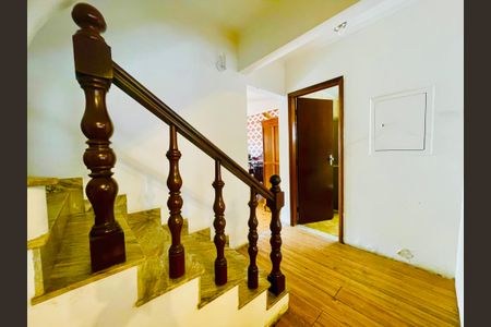 Hall de casa à venda com 4 quartos, 241m² em Jardim Paraventi, Guarulhos