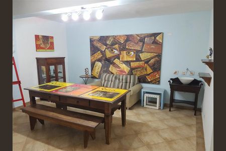 Casa à venda com 3 quartos, 130m² em Jardim Caravelas, São Paulo