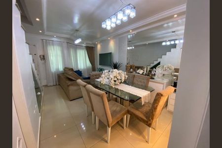 Sala de casa de condomínio à venda com 3 quartos, 152m² em Vila Invernada, São Paulo