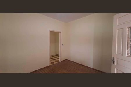 Casa 2 - Sala de casa à venda com 4 quartos, 307m² em Km 18, Osasco